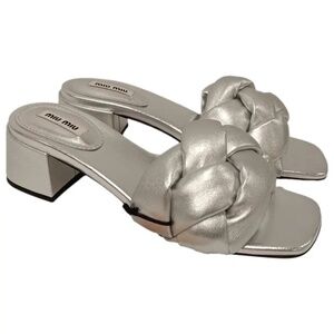 Miu Miu leather sandals 37 silver never worn